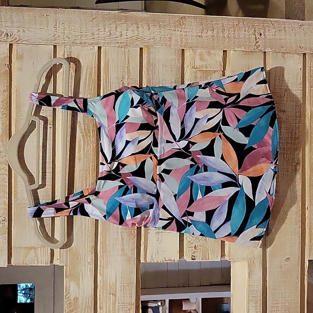 NWT tankini top